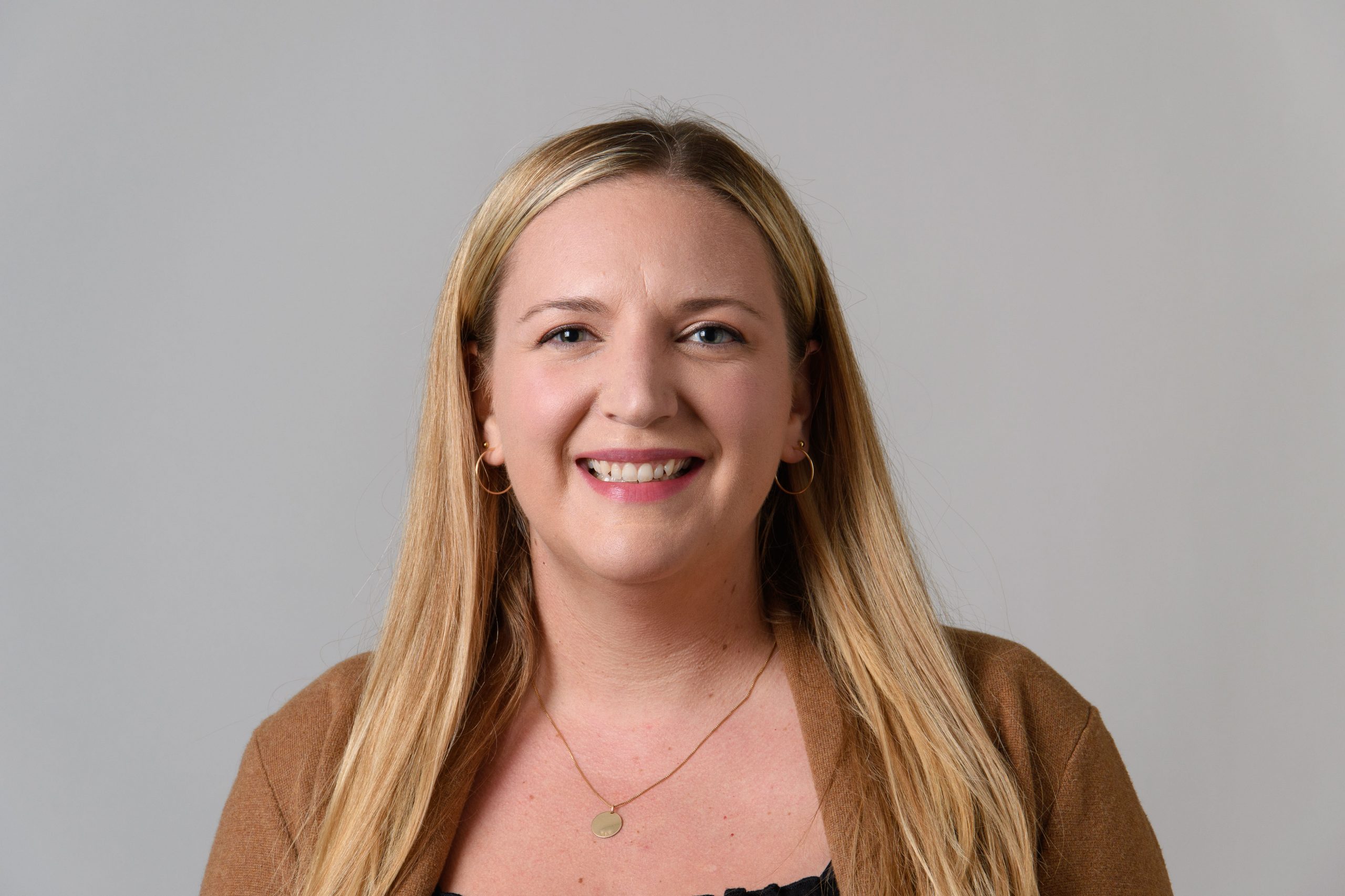Becky Sievers Headshot